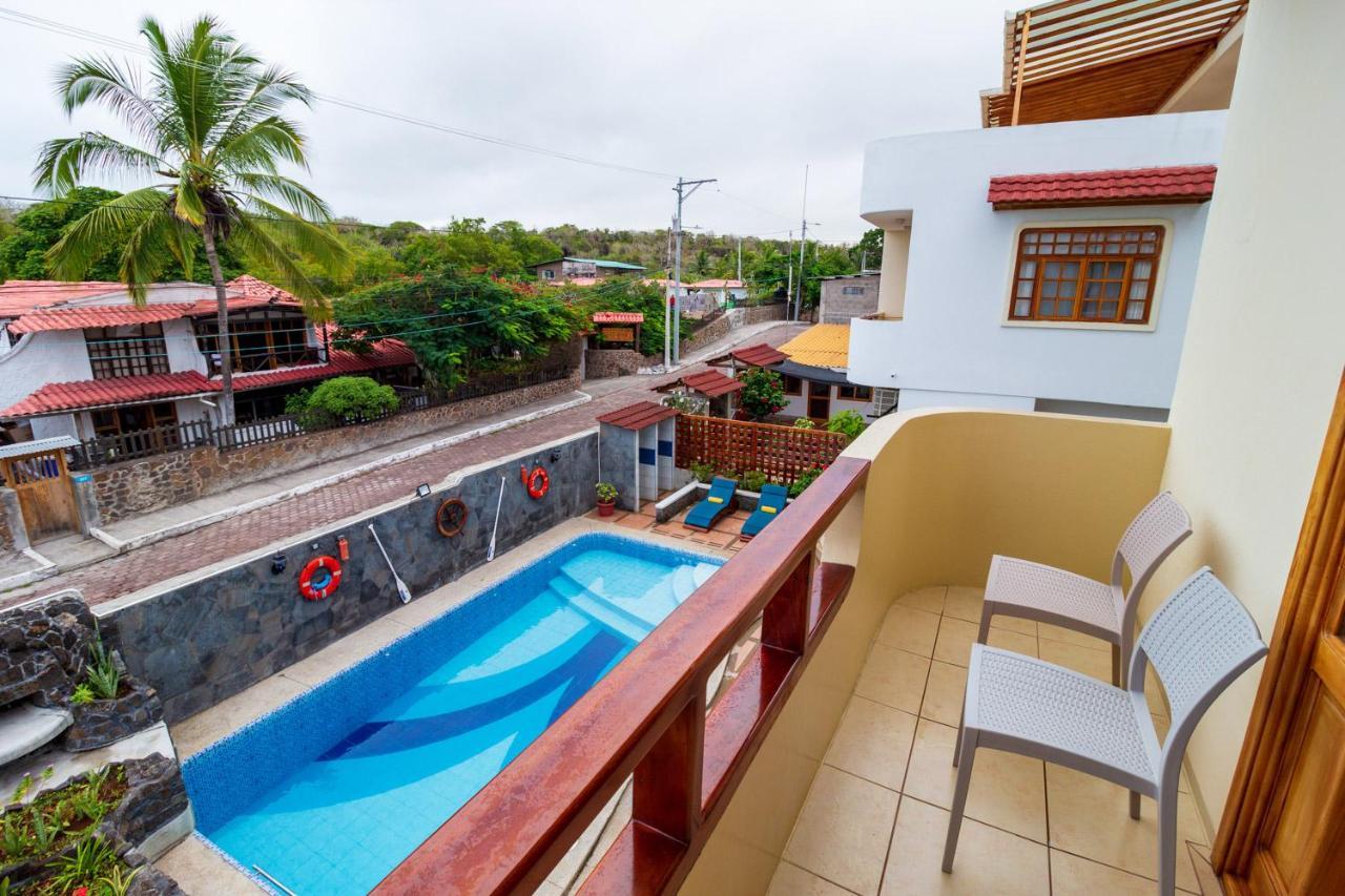 Hotel Villa Laguna Puerto Ayora  Buitenkant foto